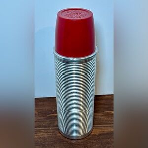 Vintage‎ Aluminum Ribbed Thermos Brand Grand Vacuum Bottle Model 2284 Lunch USA.